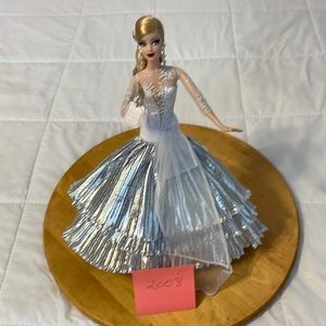 2008 20th Anniversary Holiday Barbie doll with no box